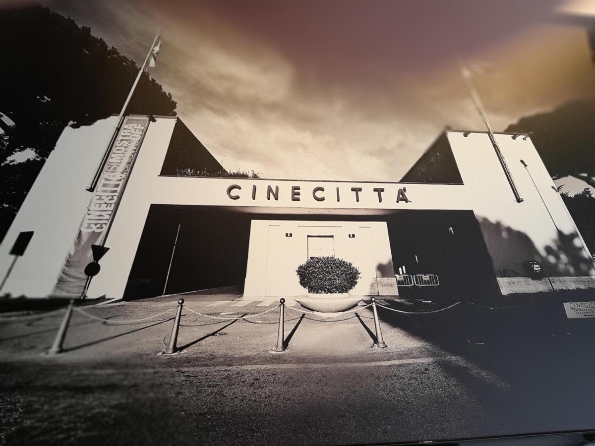 Roma Cinecitta Apartment Ngoại thất bức ảnh