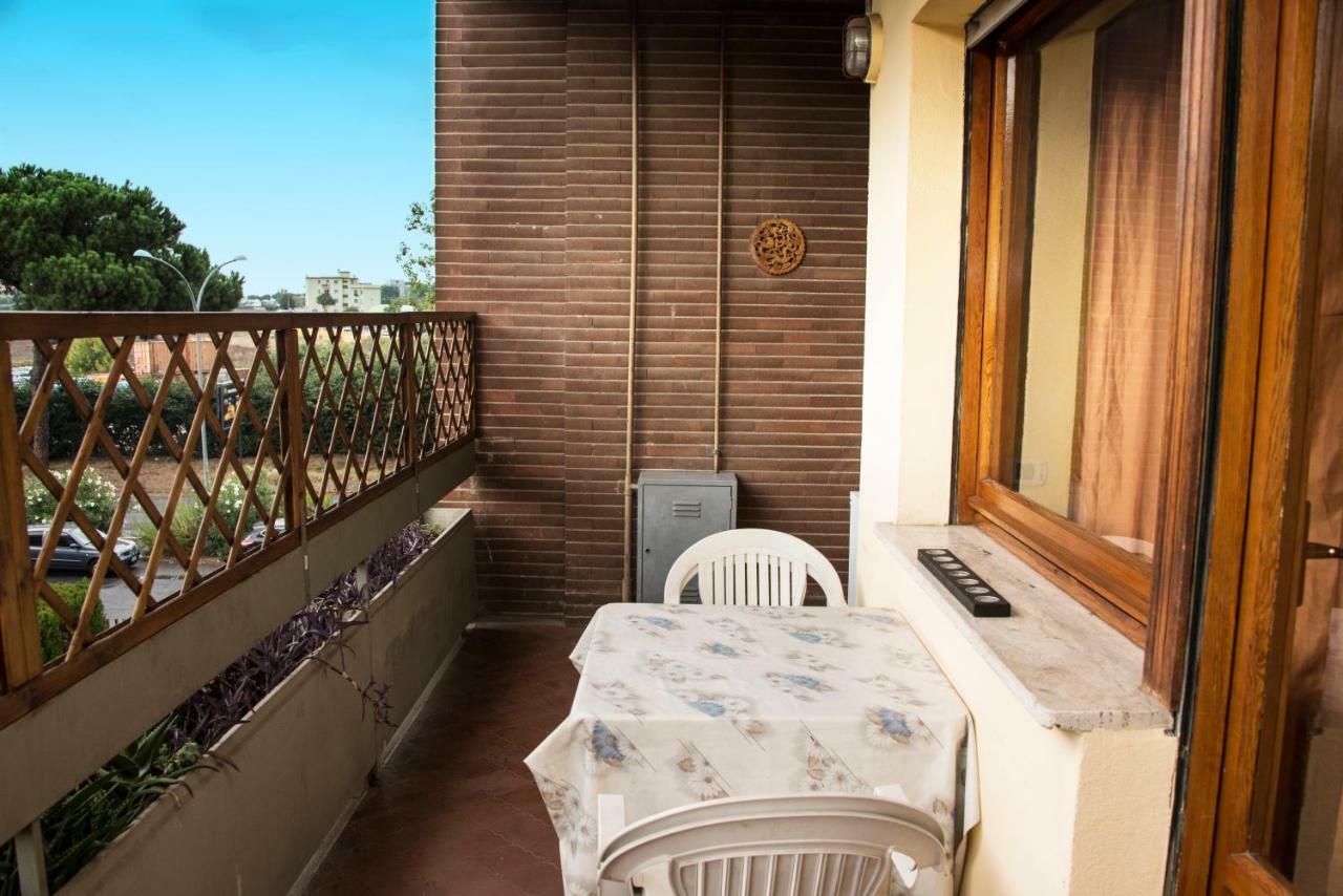 Roma Cinecitta Apartment Ngoại thất bức ảnh